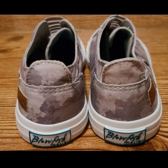 Blowfish Malibu Women's Play Shoe Size 8 - Picture 5 of 6